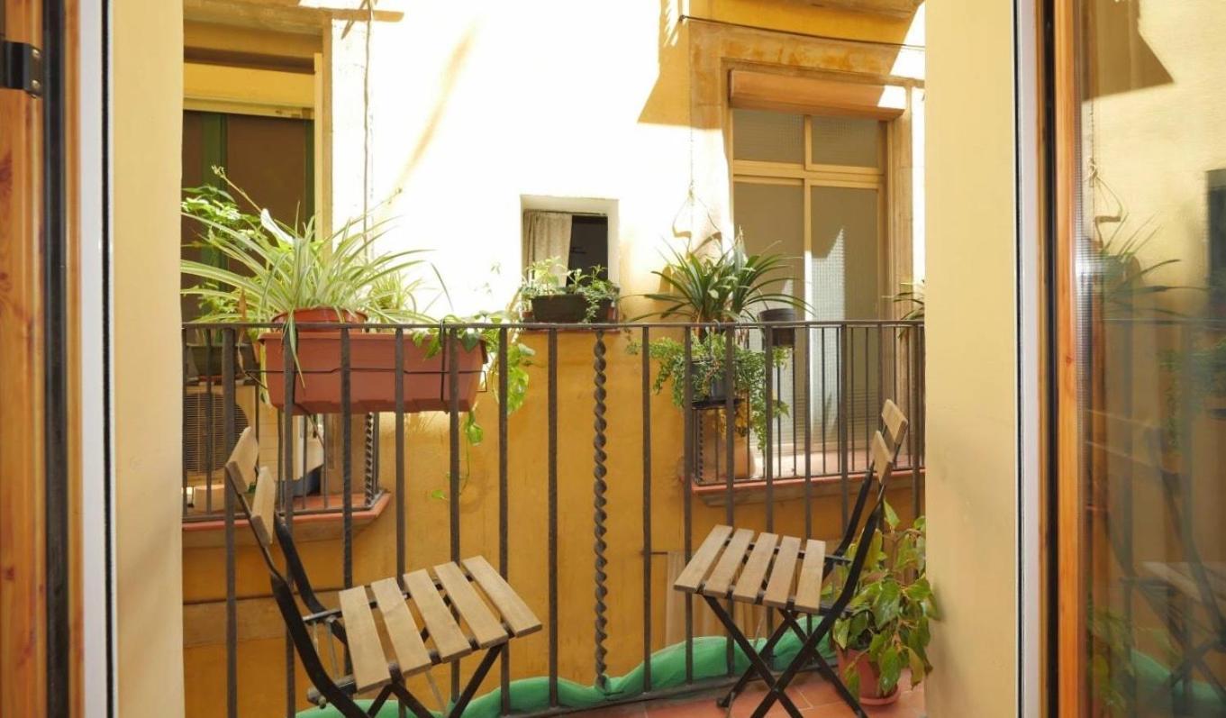 Unique Living Born Apartments & Studios Barcelona Luaran gambar